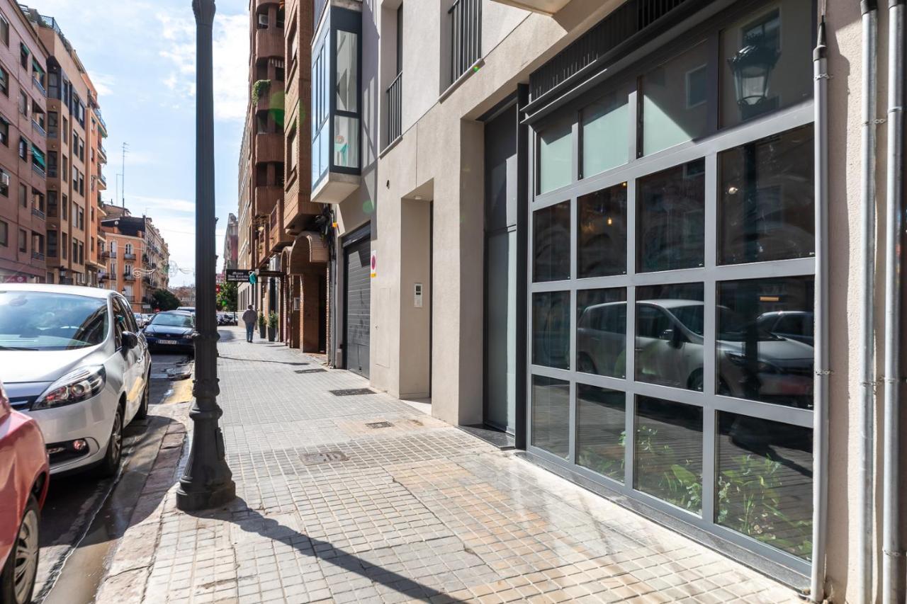 Encantador Loft A Un Paso Del Rio Turia Valencia Exteriör bild